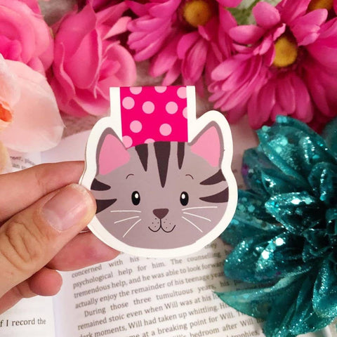 Gray Cat - Magnetic Bookmark